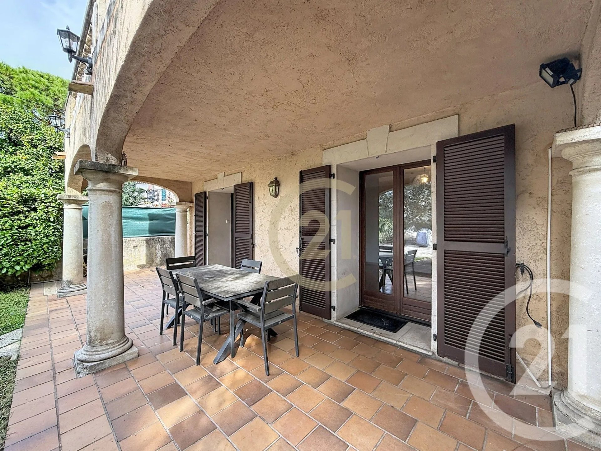 Appartement à louer, 70m², Cannes