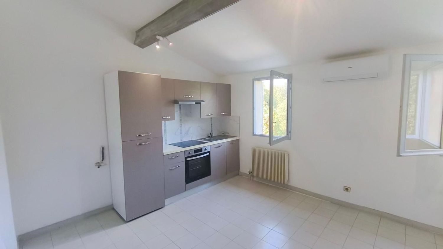 Appartement à louer, 24m², Valbonne