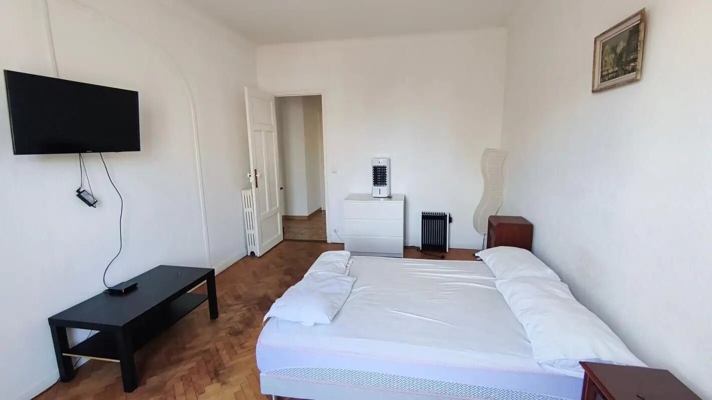 Appartement à louer, 49m², Antibes