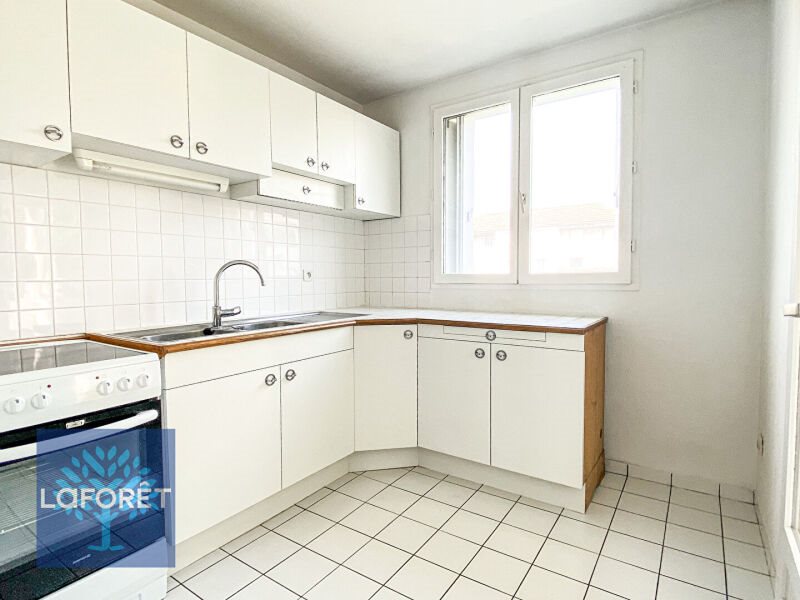 Appartement à louer, 49m², Courcouronnes