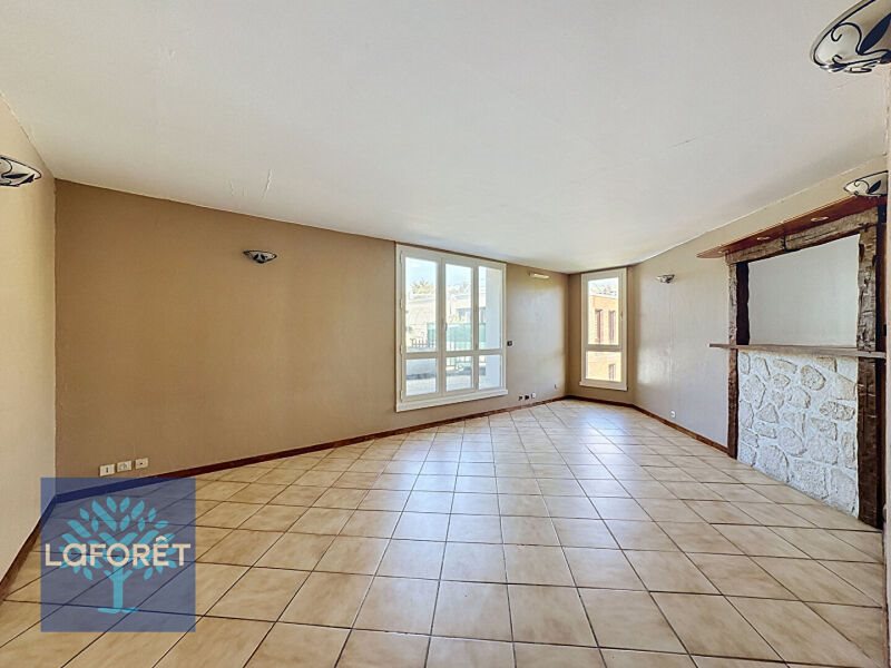Appartement à louer, 80m², Courcouronnes