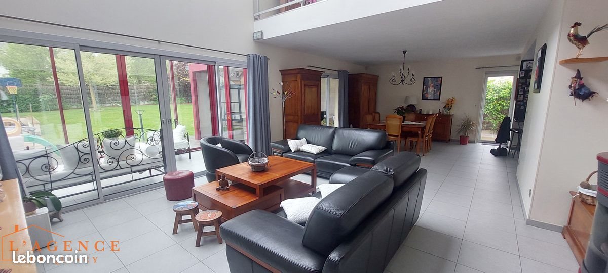 Maison à vendre, 210m², Mareuil-lès-Meaux