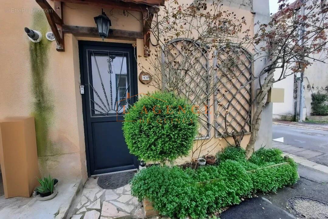 Maison à vendre, 73m², Quincy-Voisins