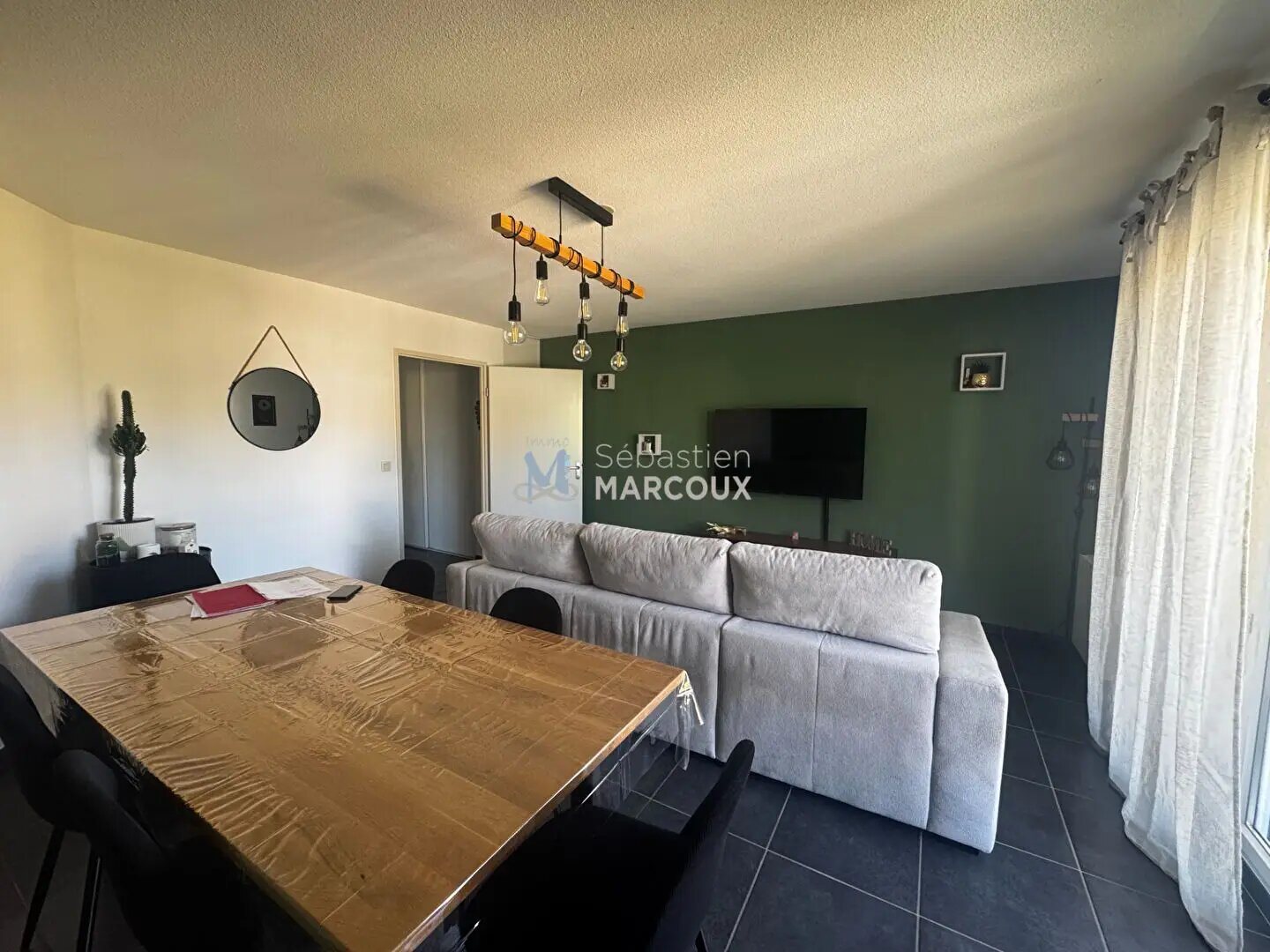 Appartement à louer, 63m², Savigneux