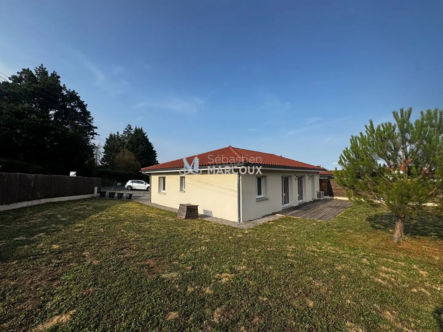 Maison à louer, 92m², Lézigneux