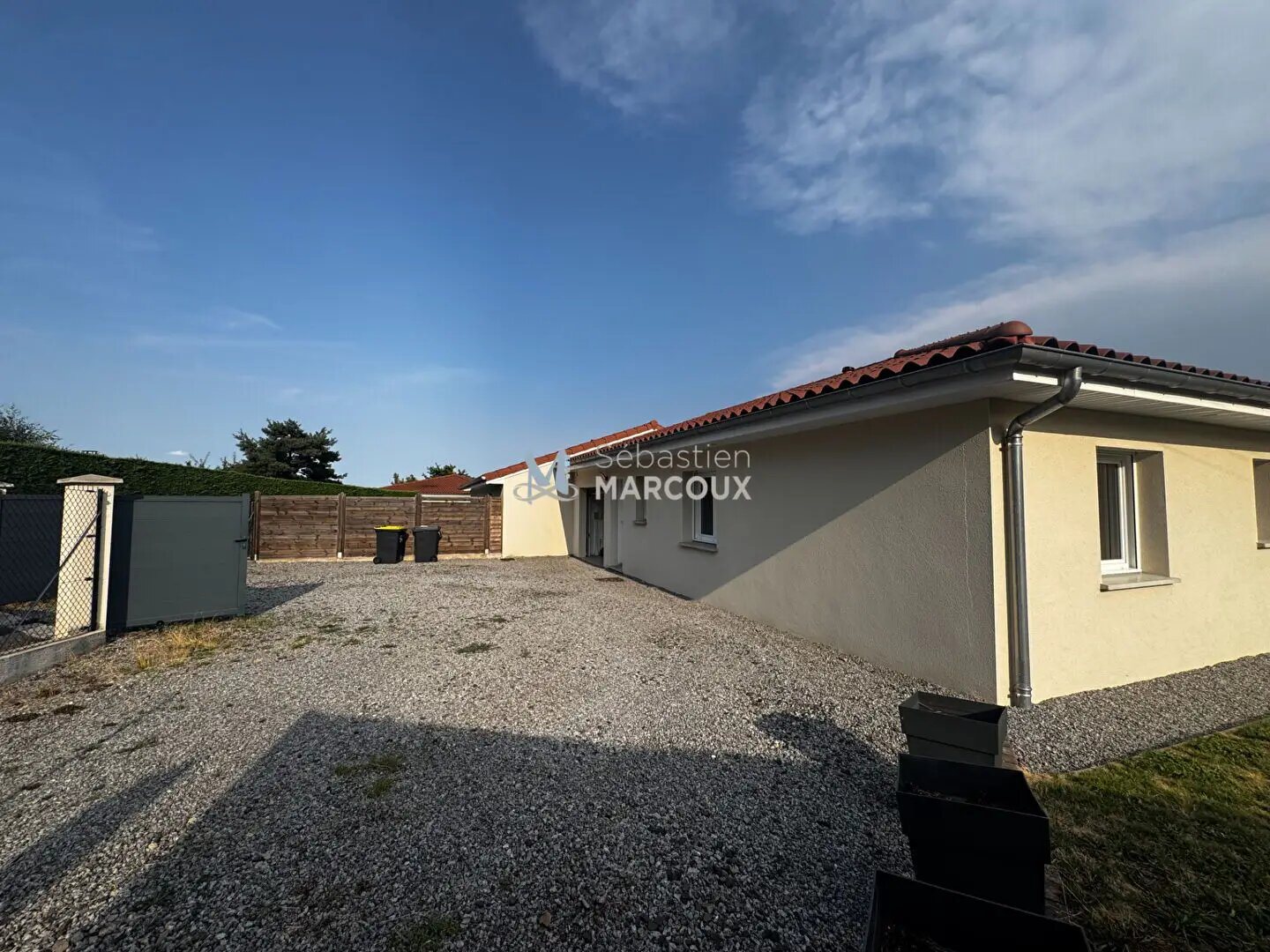Maison à louer, 92m², Lézigneux