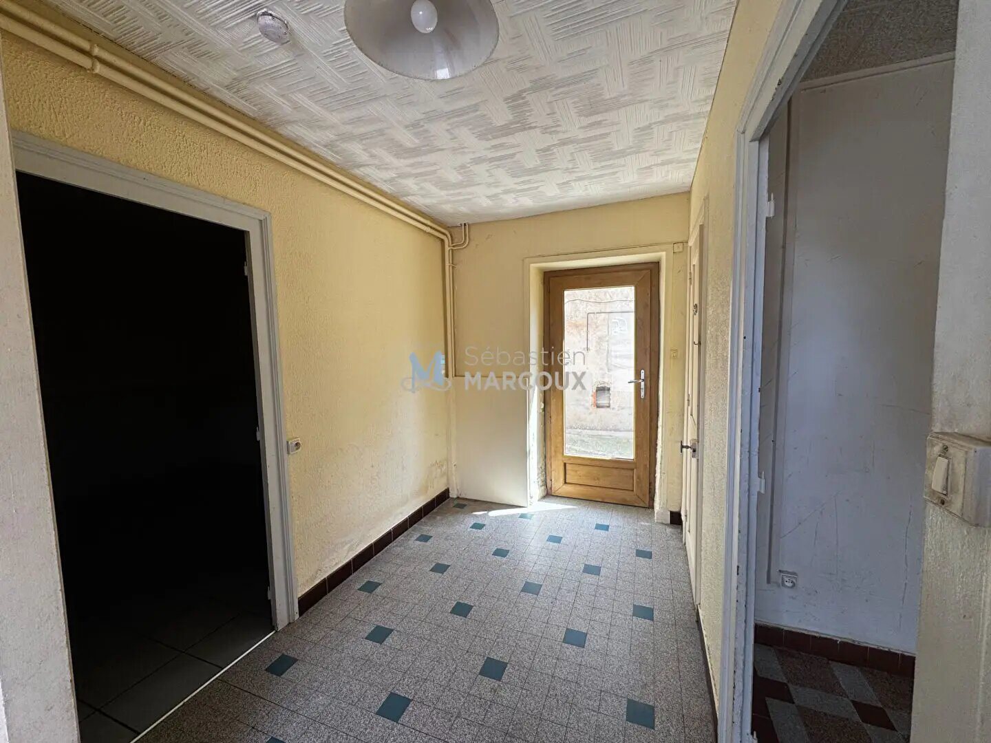 Appartement à louer, 84m², Pouilly-lès-Feurs