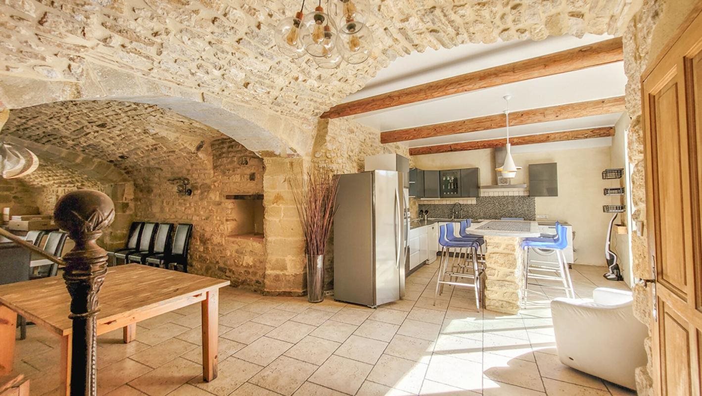 Maison à vendre, 216m², Uzès