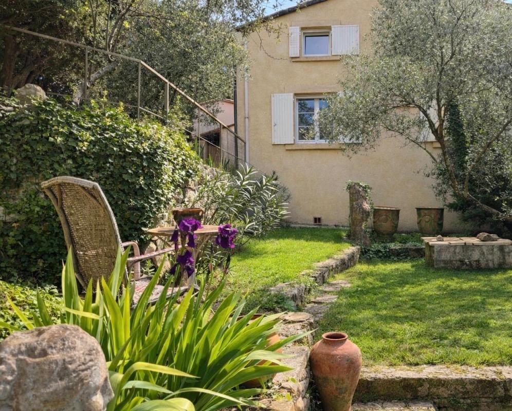 Maison à vendre, 177m², Uzès