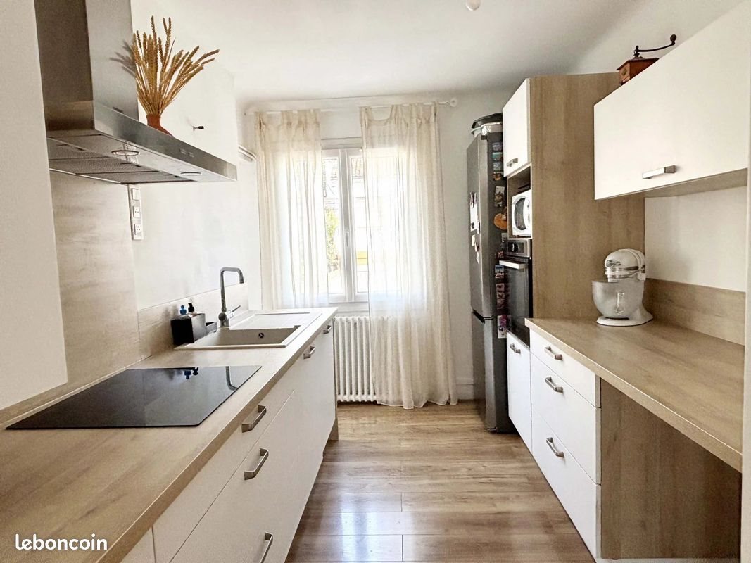 Appartement à vendre, 81m², Arles