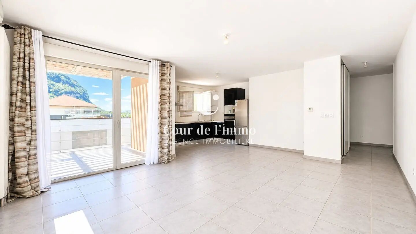 Appartement à vendre, 82m², Etrembières