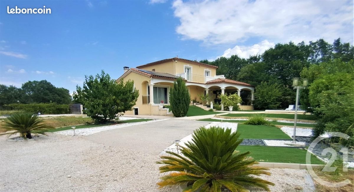 Maison à vendre, 204m², Sardan