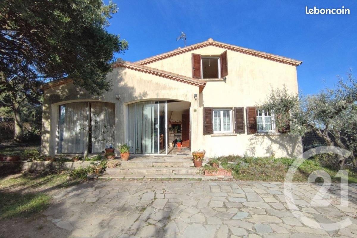 Maison à vendre, 176m², Villevieille
