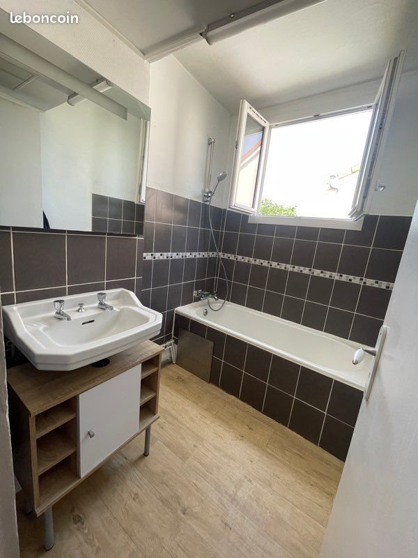 Maison à vendre, 100m², Lestelle-Bétharram