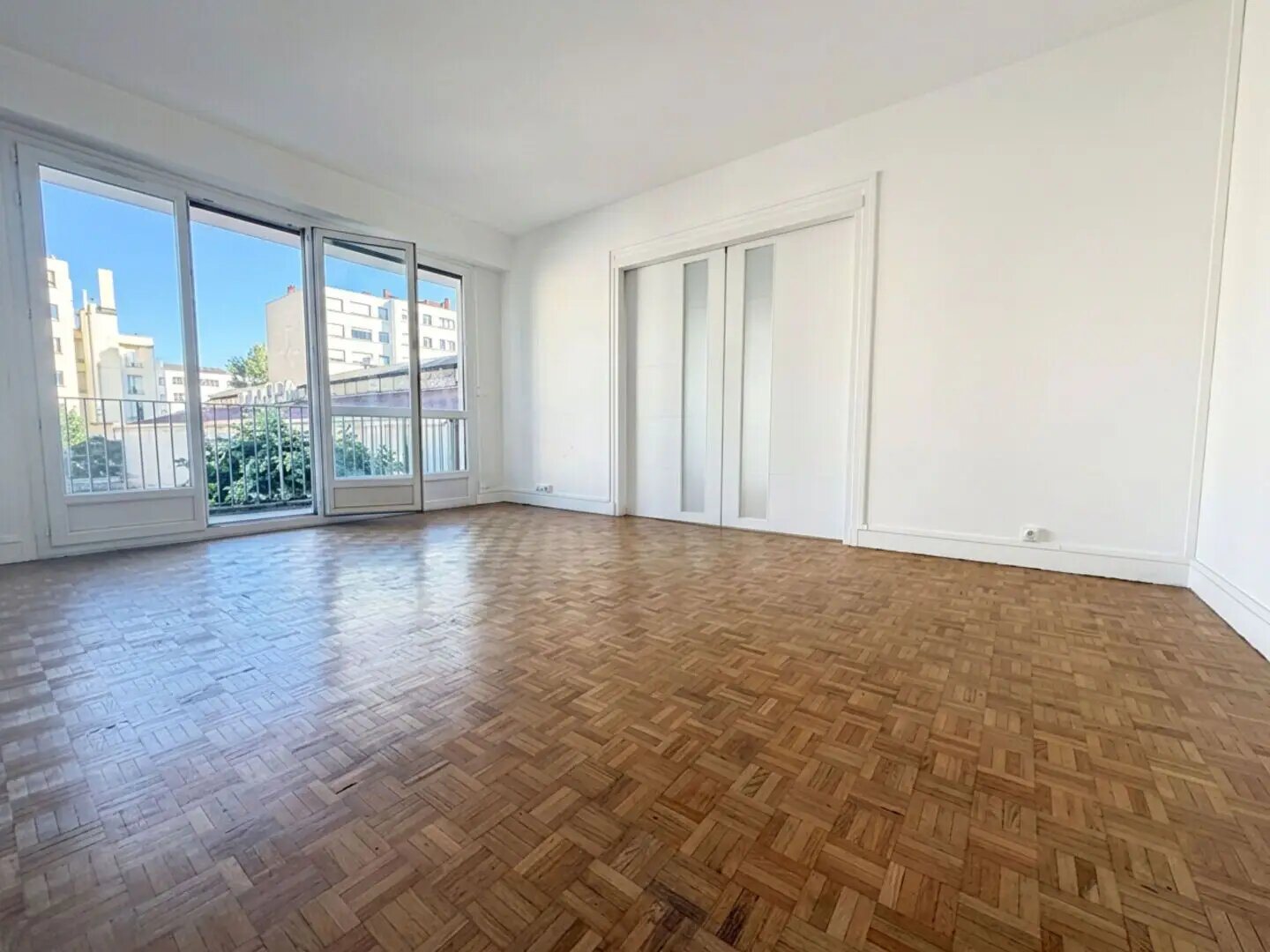 Appartement à vendre, 65m², Courbevoie