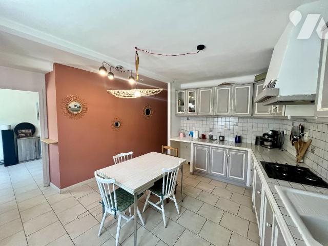 Maison à vendre, 174m², Saint-Just-d'Ardèche