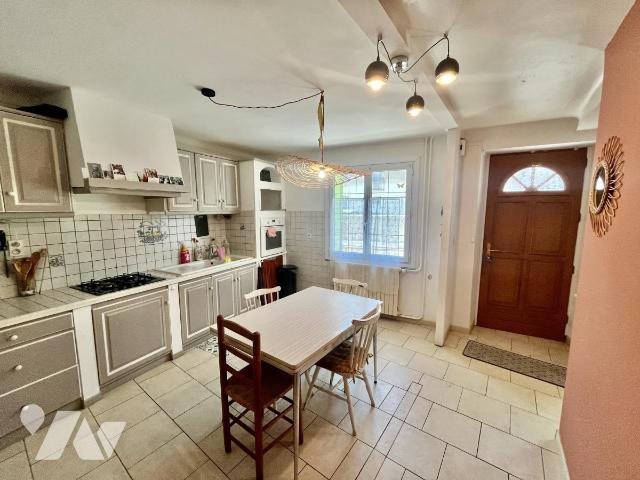 Maison à vendre, 174m², Saint-Just-d'Ardèche
