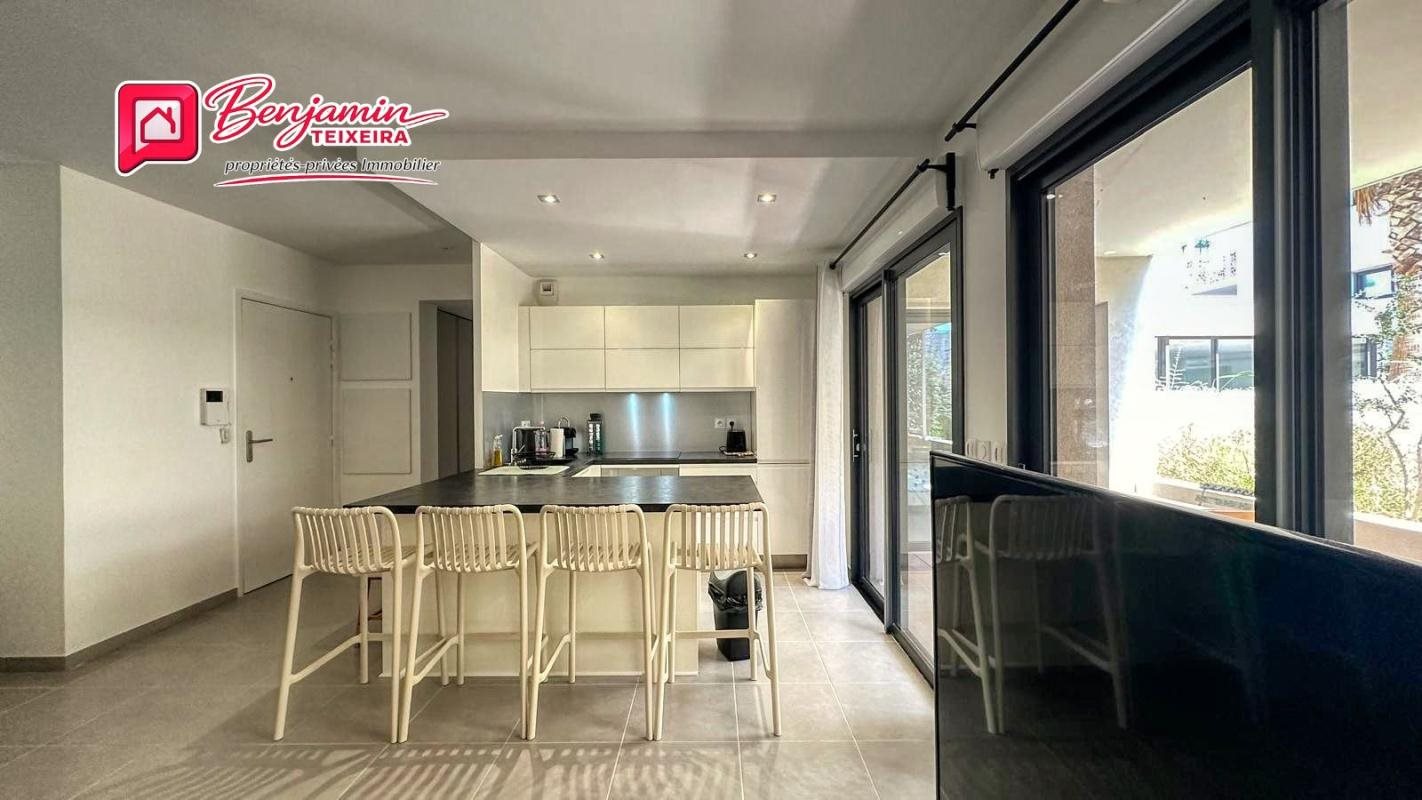 Appartement à vendre, 45m², Fréjus