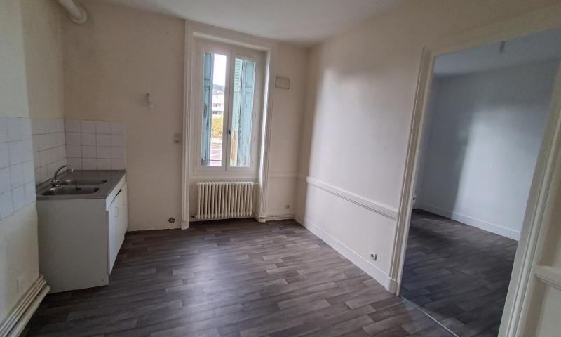 Appartement à louer, 64m², Unieux