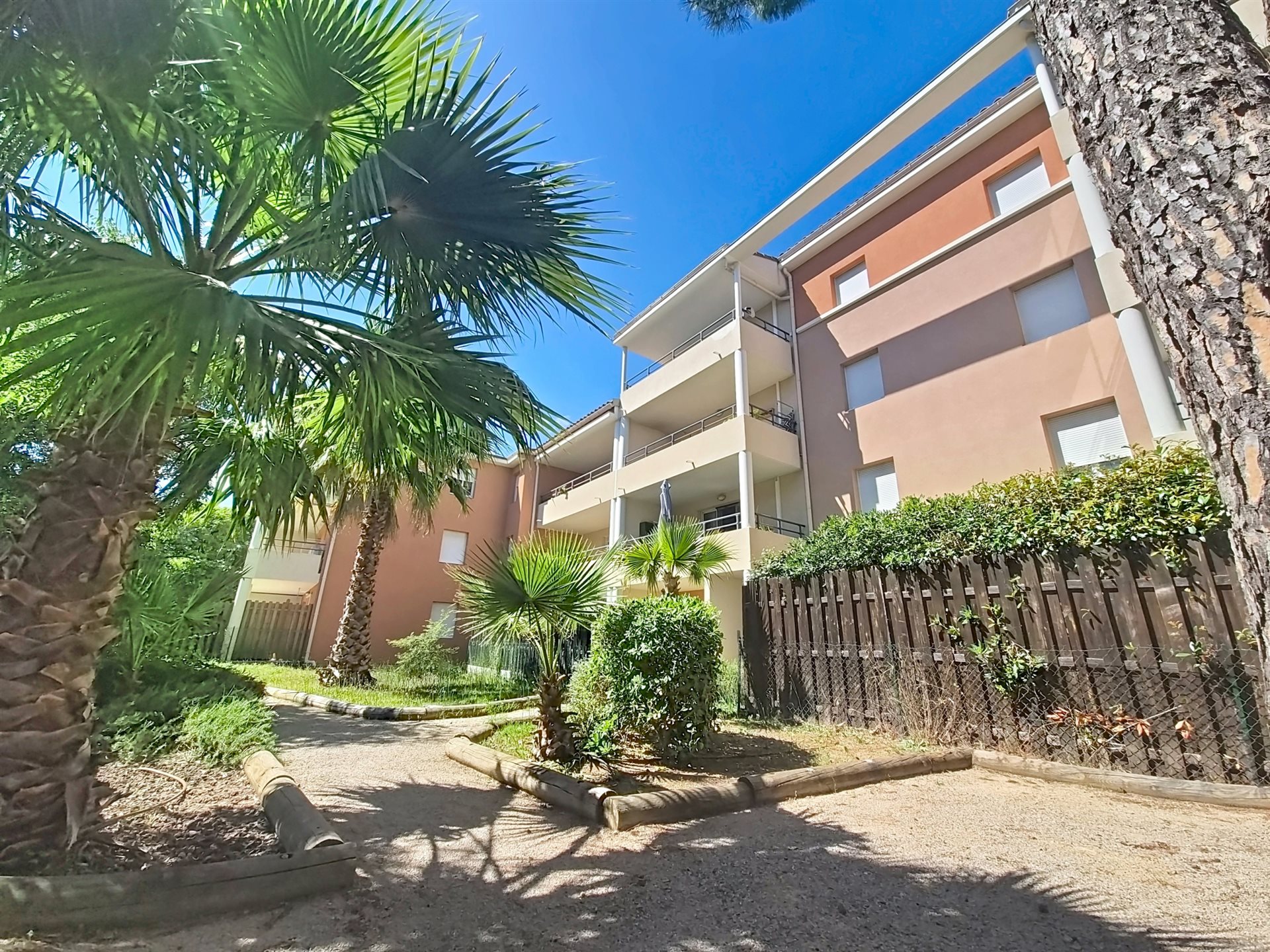 Appartement à vendre, 62m², Puget-sur-Argens