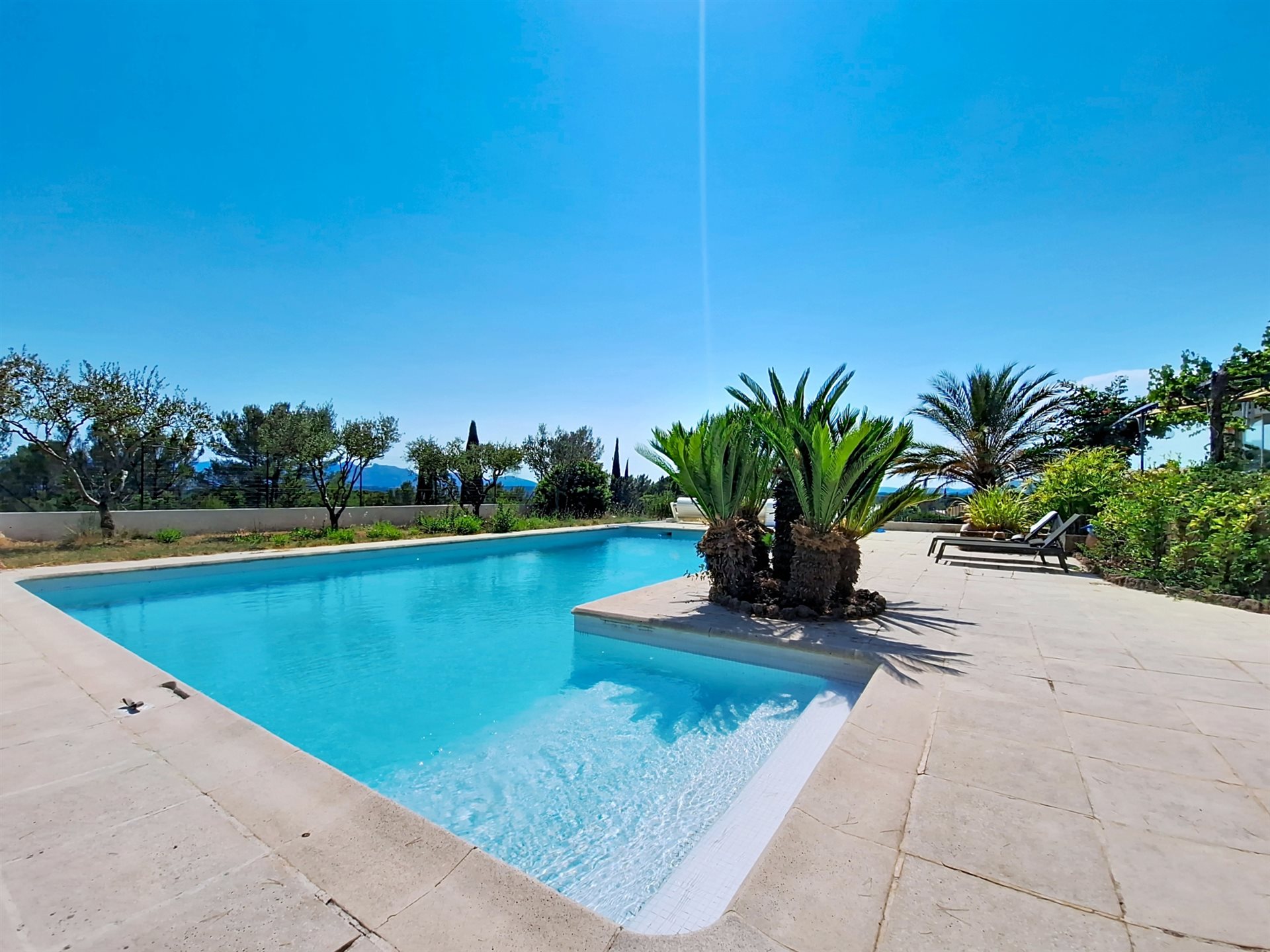 Maison à vendre, 185m², Roquebrune-sur-Argens