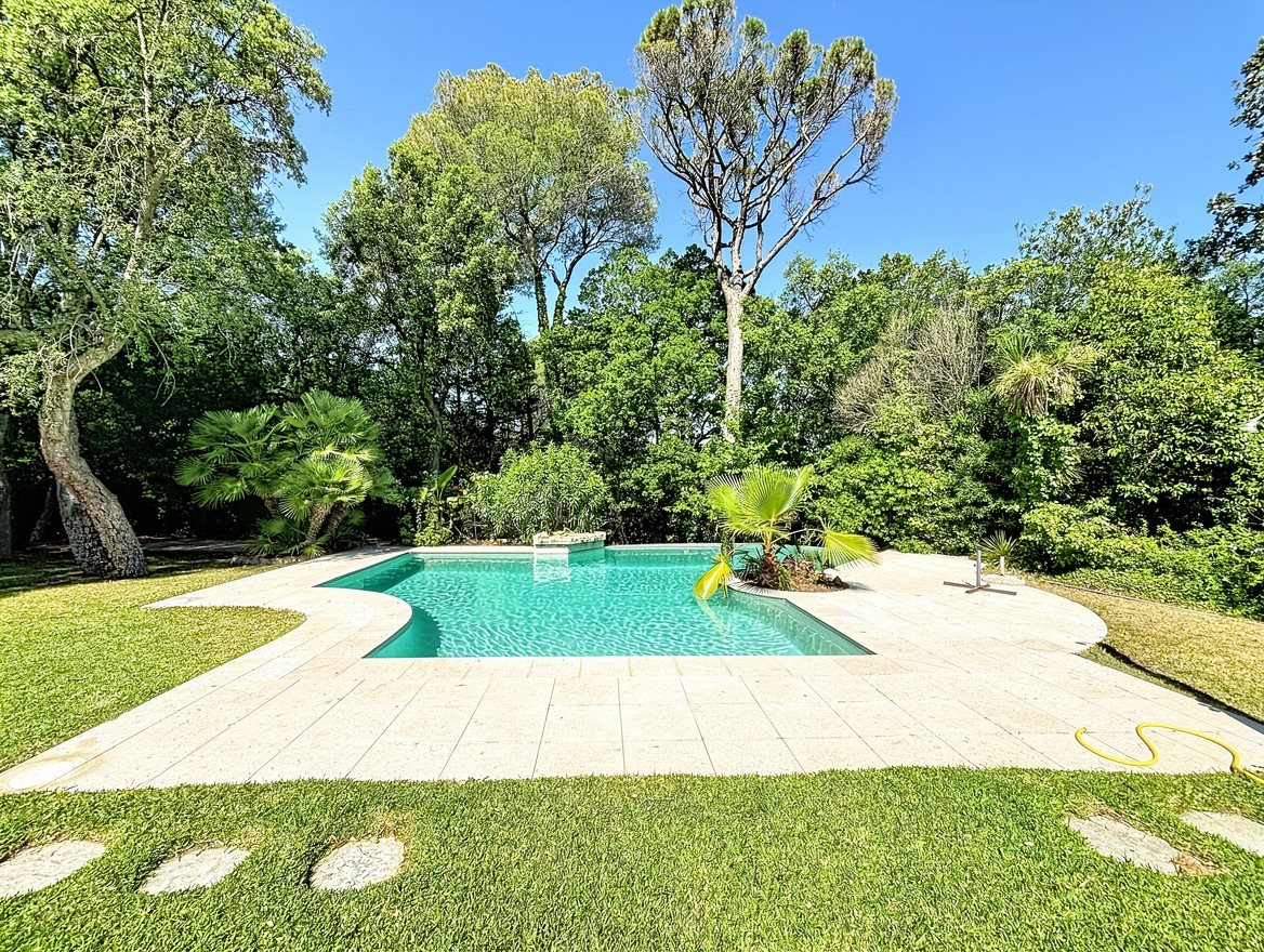 Maison à vendre, 230m², Saint-Raphaël