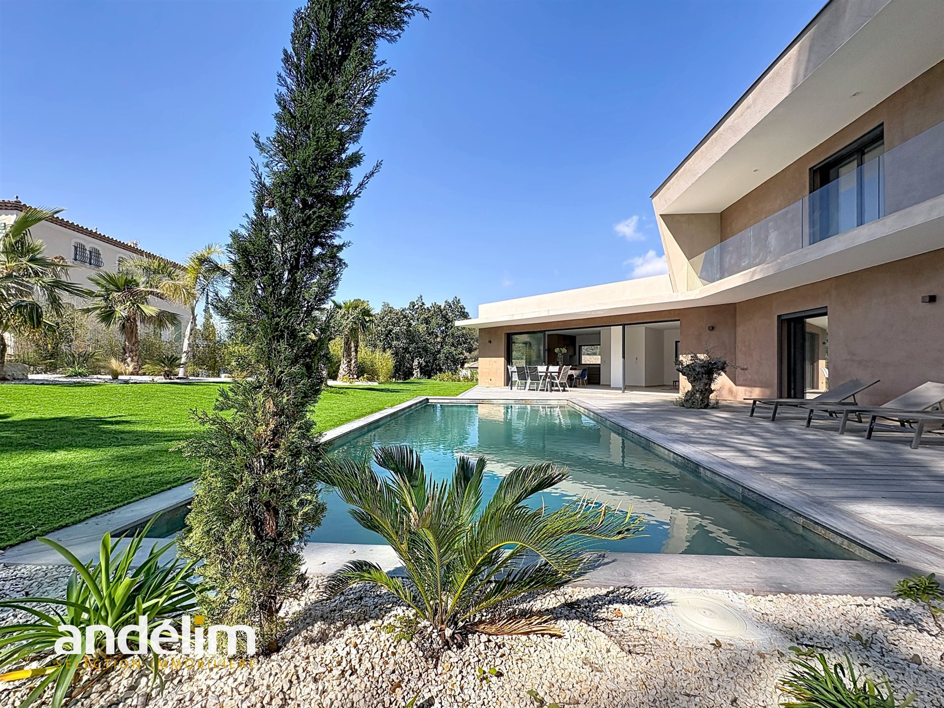 Maison à vendre, 288m², Saint-Raphaël