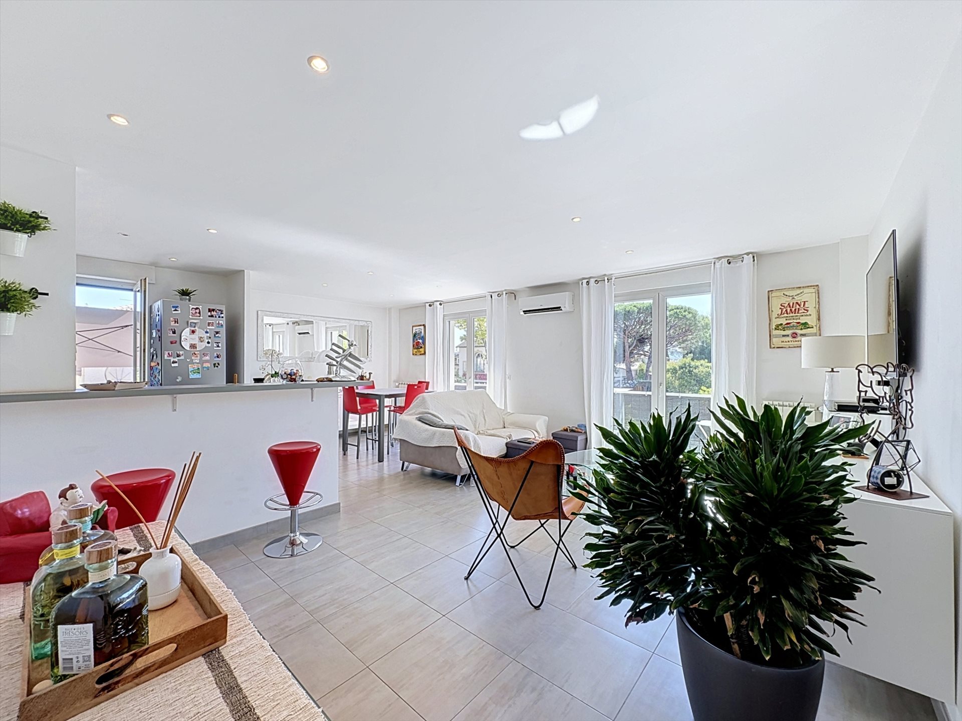 Appartement à vendre, 66m², Fréjus