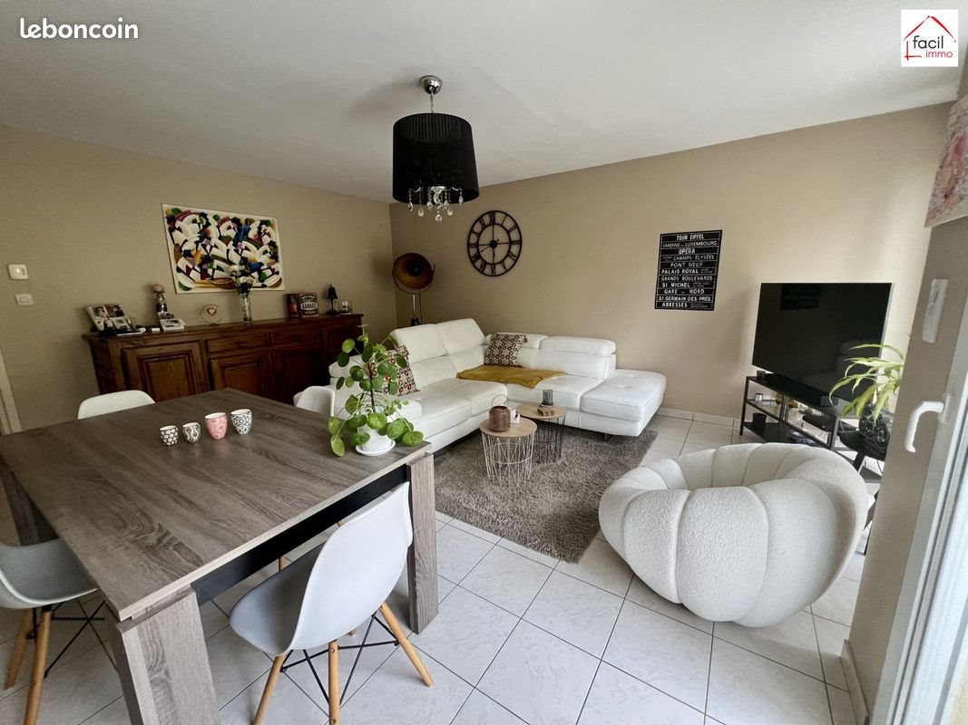 Appartement à louer, 76m², Imling