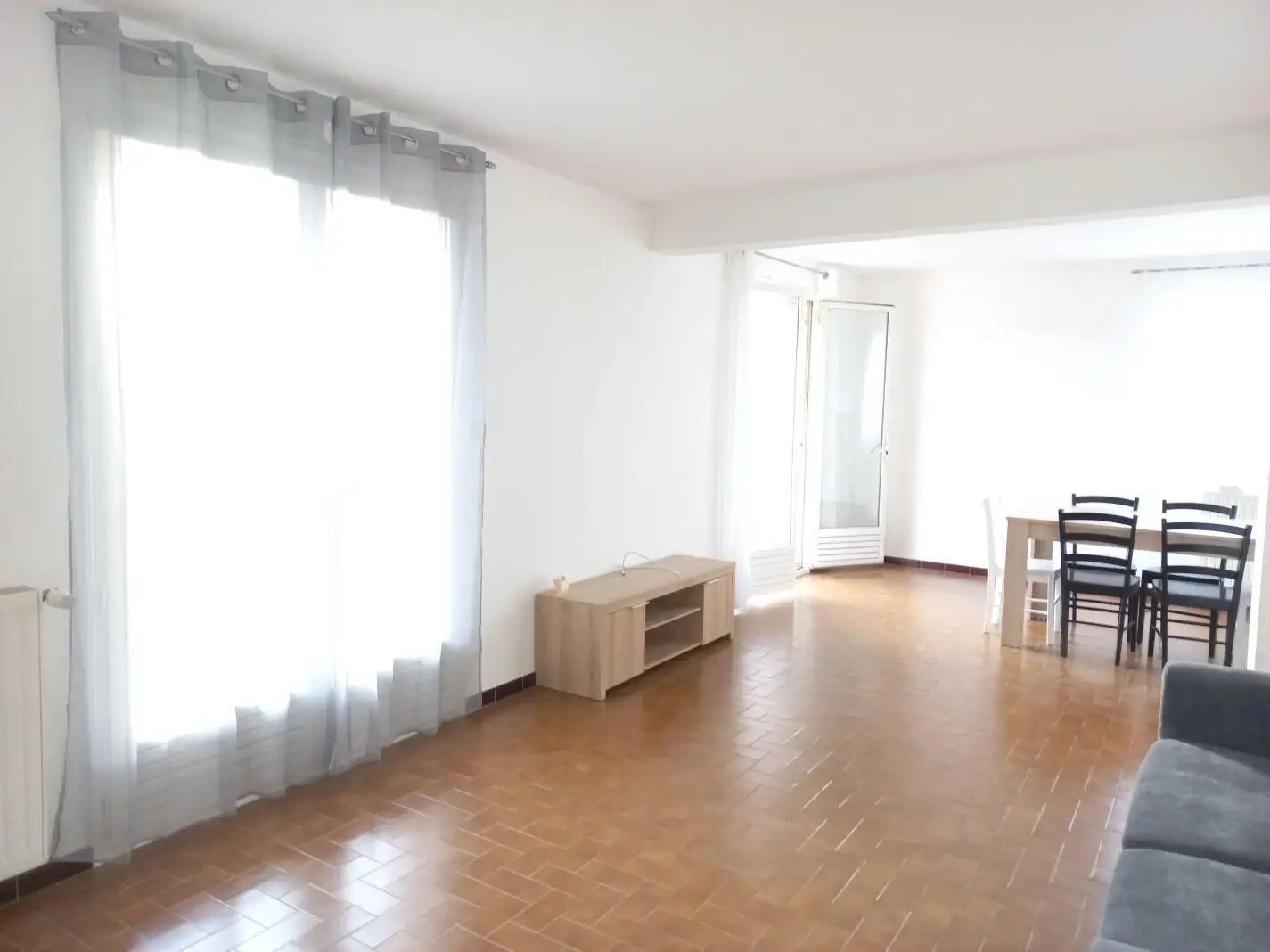 Appartement à louer, 85m², Lentilly