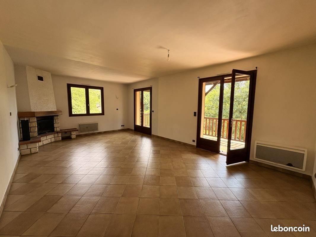 Maison à vendre, 159m², Sain-Bel