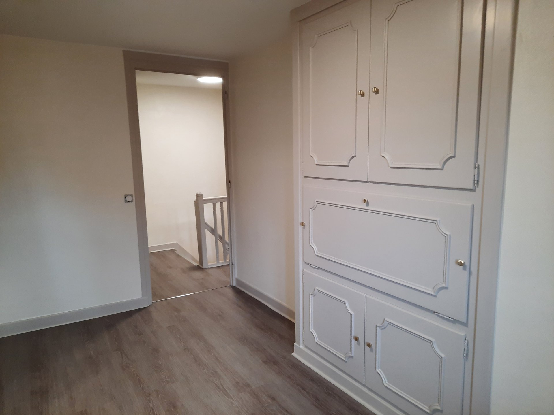 Maison à louer, 4m², Brullioles