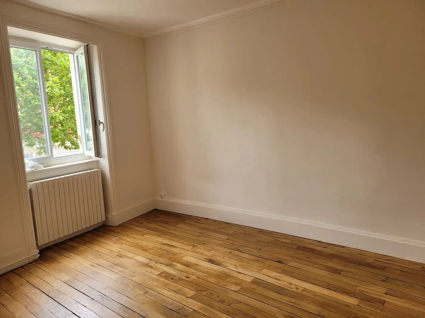 Appartement à louer, 107m², Bessenay