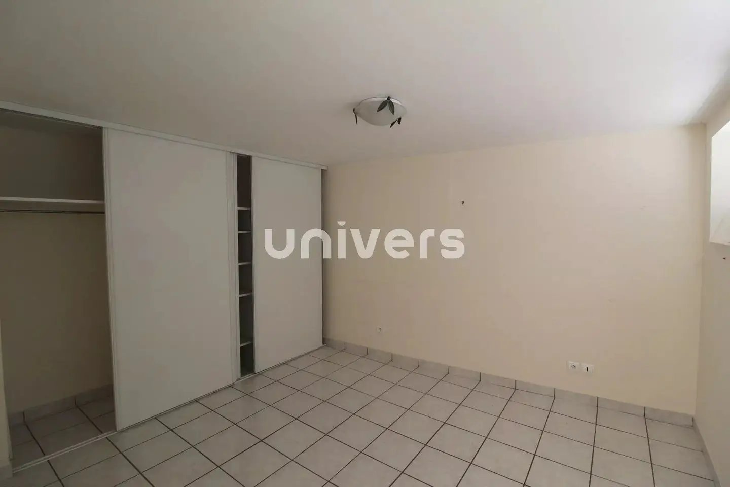 Appartement à vendre, 1m², Valence
