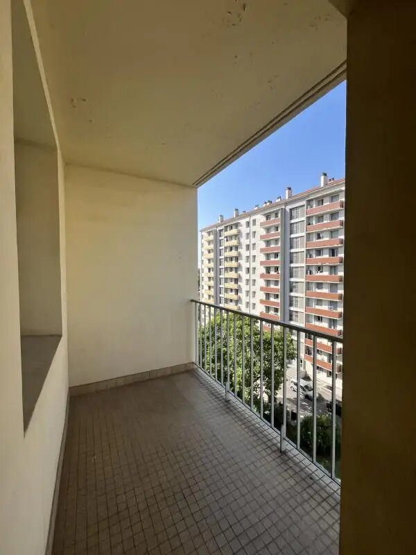 Appartement à louer, 66m², Lyon 8ème