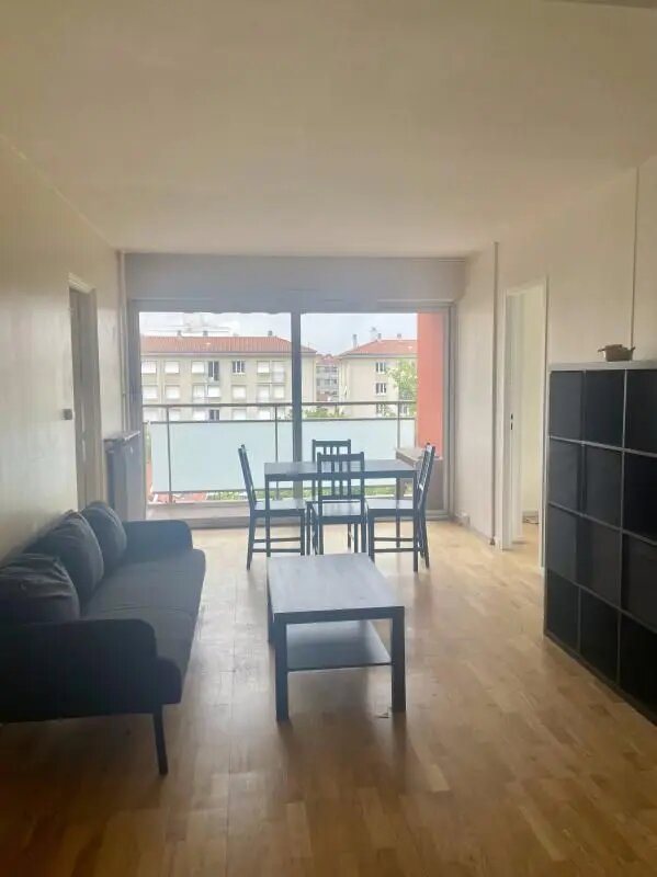 Appartement à louer, 79m², Lyon 8ème
