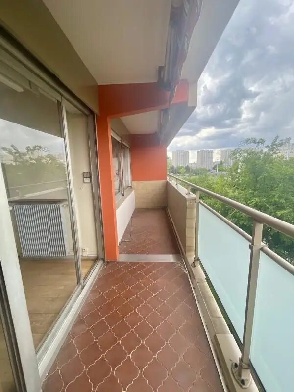 Appartement à louer, 79m², Lyon 8ème