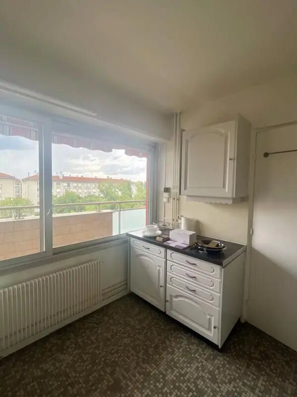 Appartement à louer, 79m², Lyon 8ème
