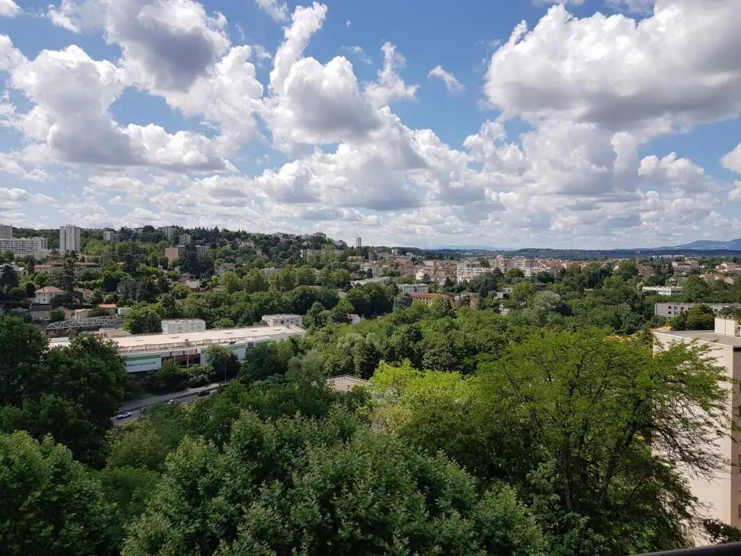 Appartement à louer, 67m², Ecully