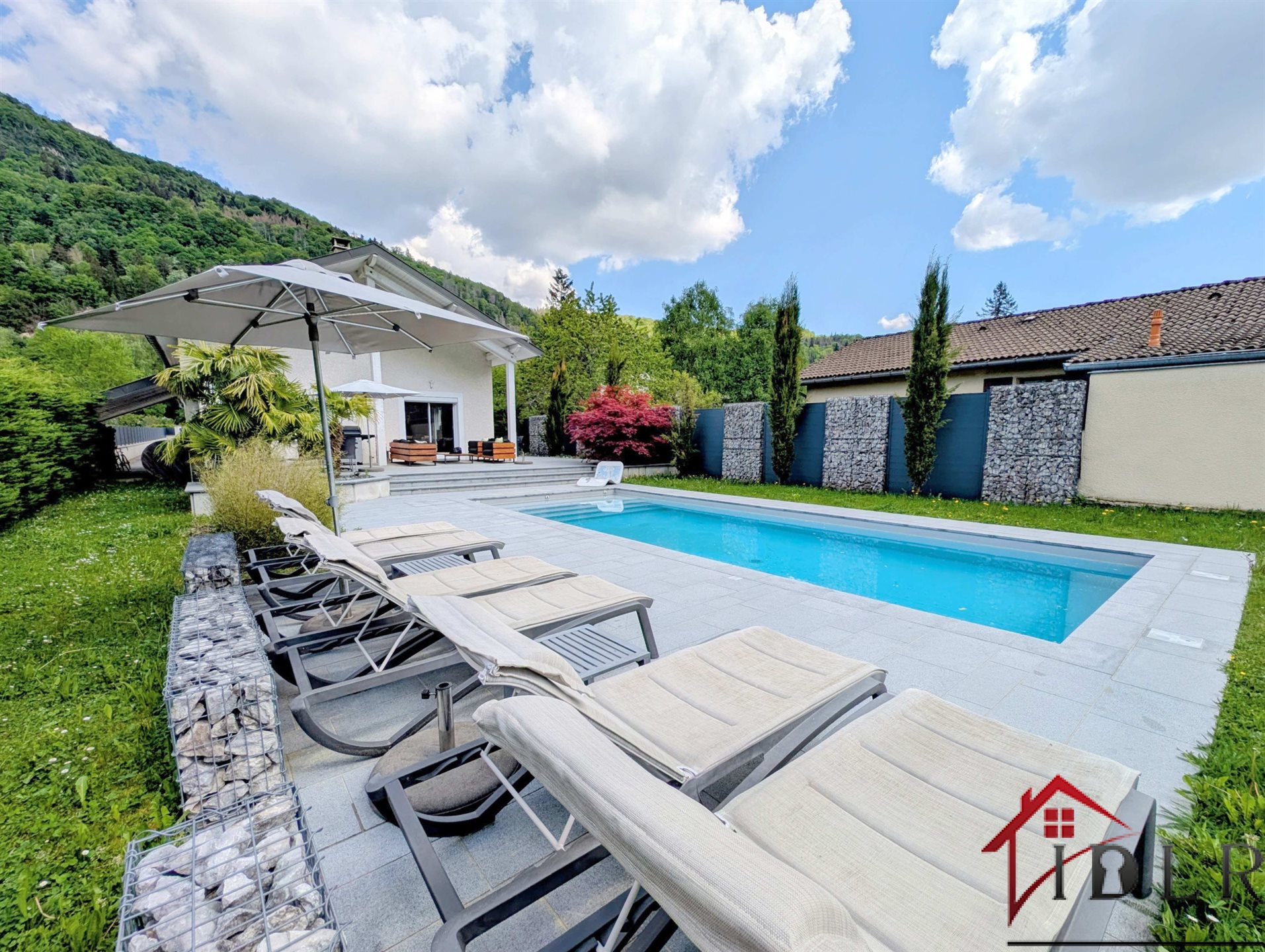 Maison à vendre, 192m², Oyonnax