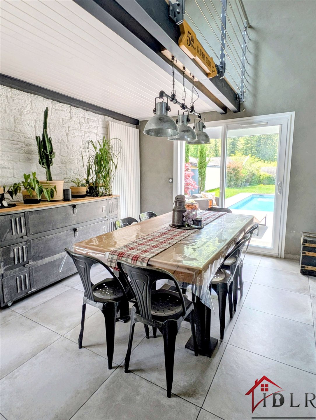 Maison à vendre, 192m², Oyonnax