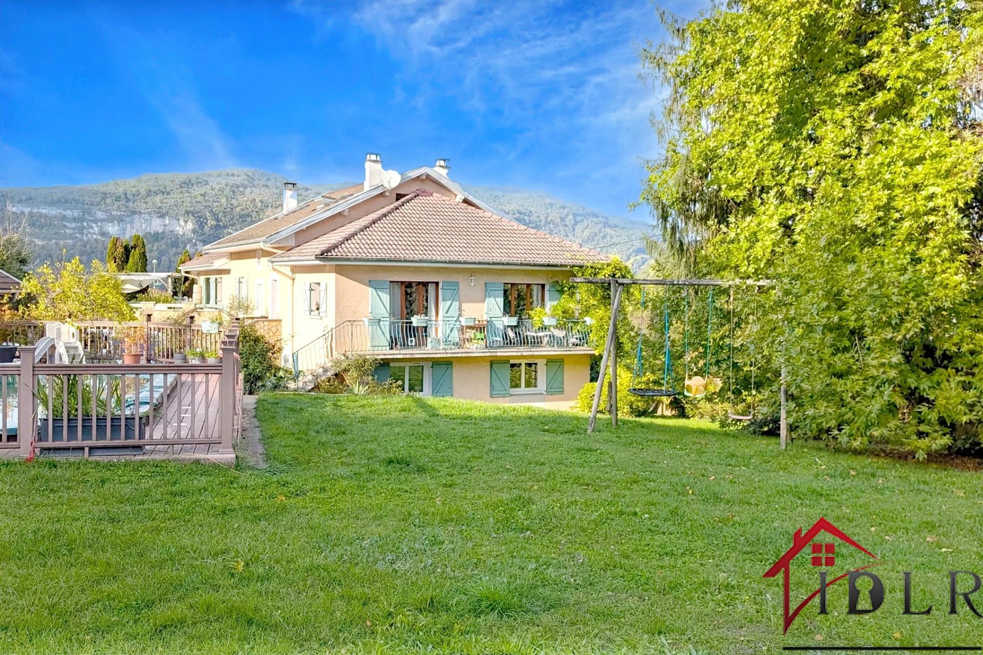 Maison à vendre, 290m², Dortan