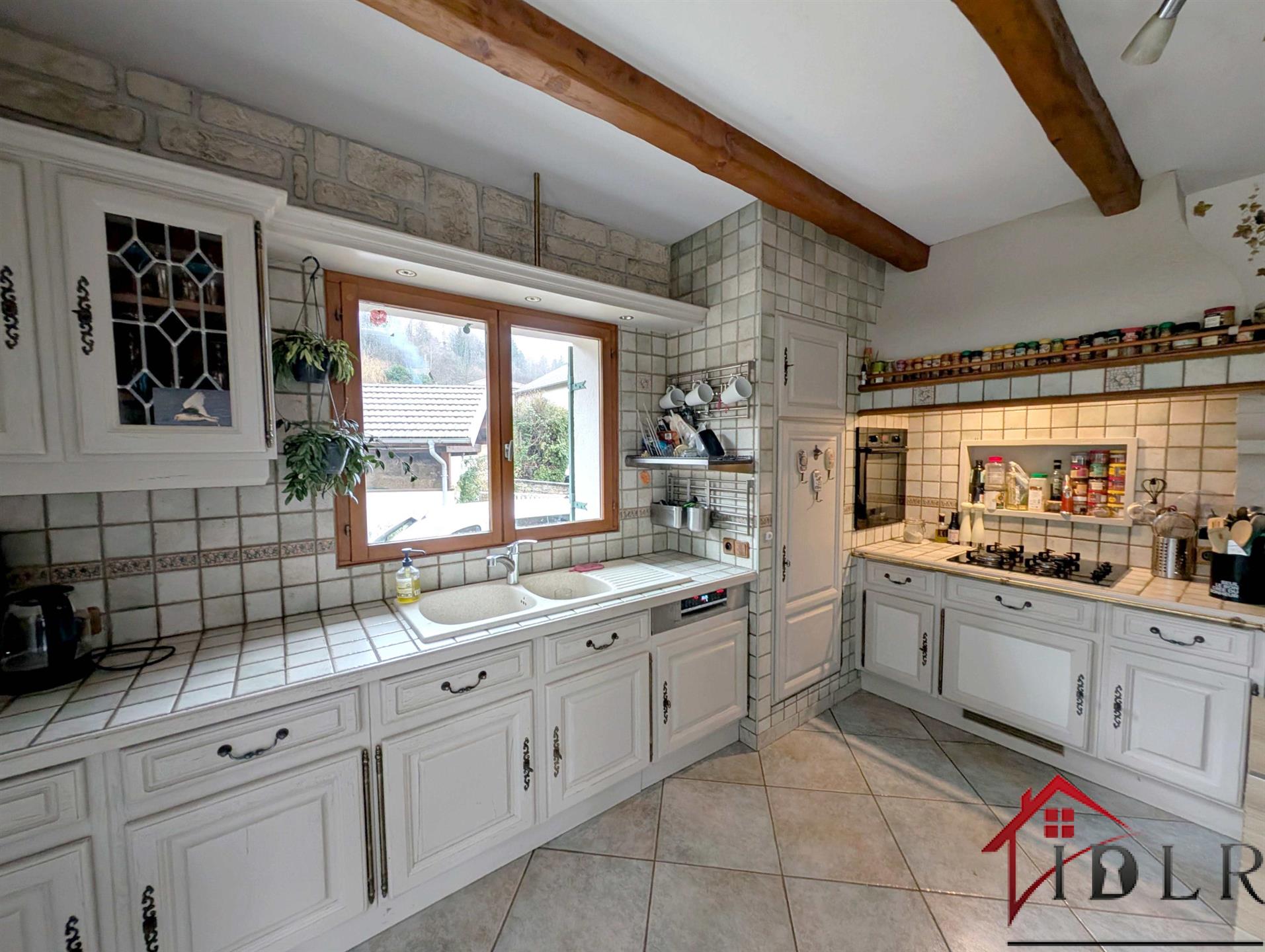 Maison à vendre, 290m², Dortan