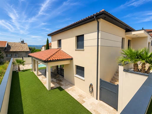Maison 5 pièces 136 m² · à Chanas · 136 m² · 499 000 €