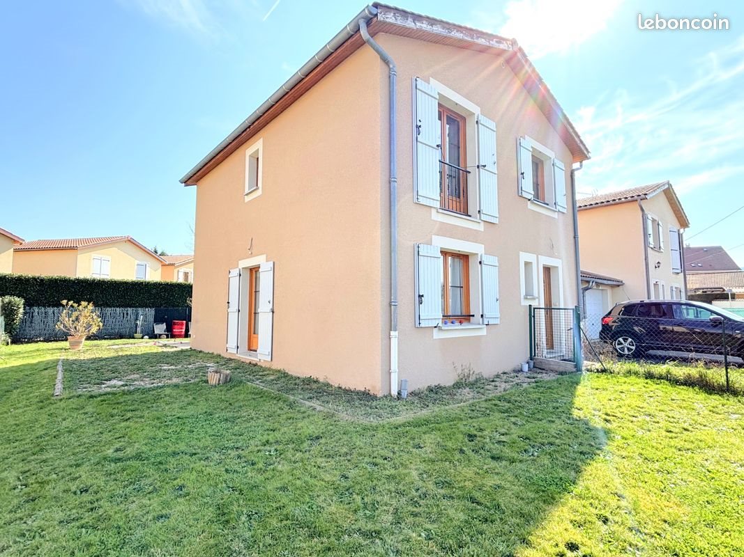 Maison à vendre, 113m², Saint-Marcellin-en-Forez