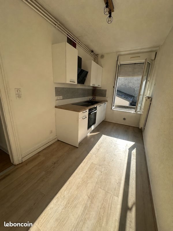 Appartement à louer, 73m², Homécourt
