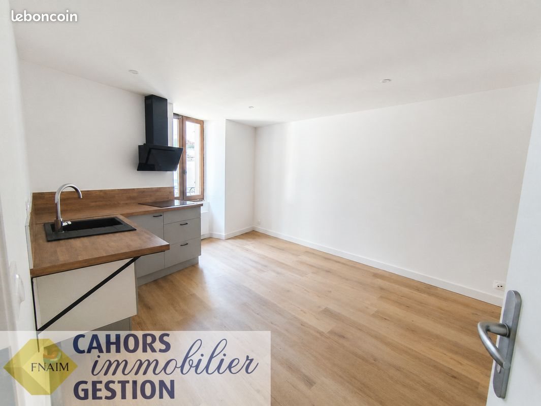 Appartement à louer, 24m², Cahors