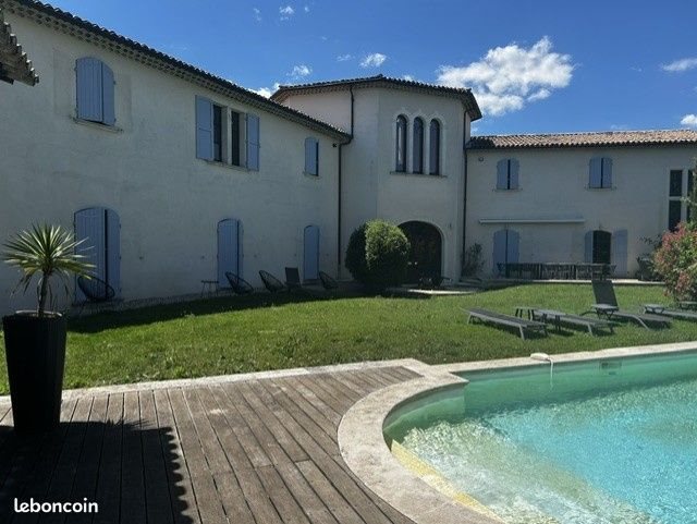Maison à louer, 528m², Saint-Marcel-lès-Sauzet
