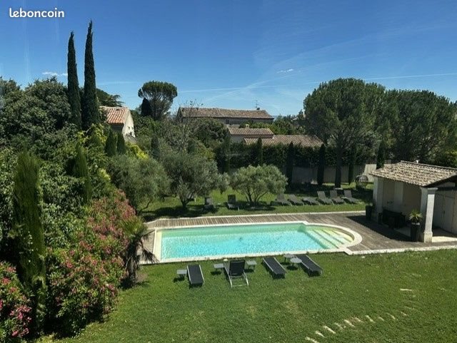 Maison à louer, 528m², Saint-Marcel-lès-Sauzet