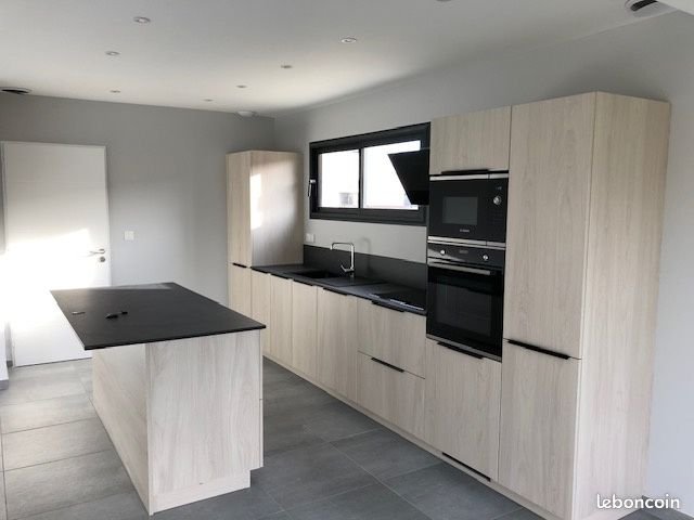 Maison à louer, 121m², Montélimar